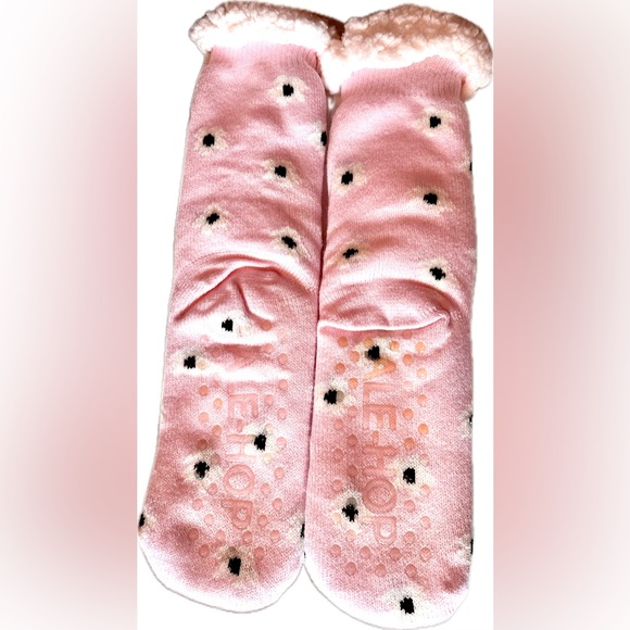 Cute ALE-HOP Thick Socks, Light Pink, NWT, Never Used, Anti-slip, from Europe. - Picture 2 of 3